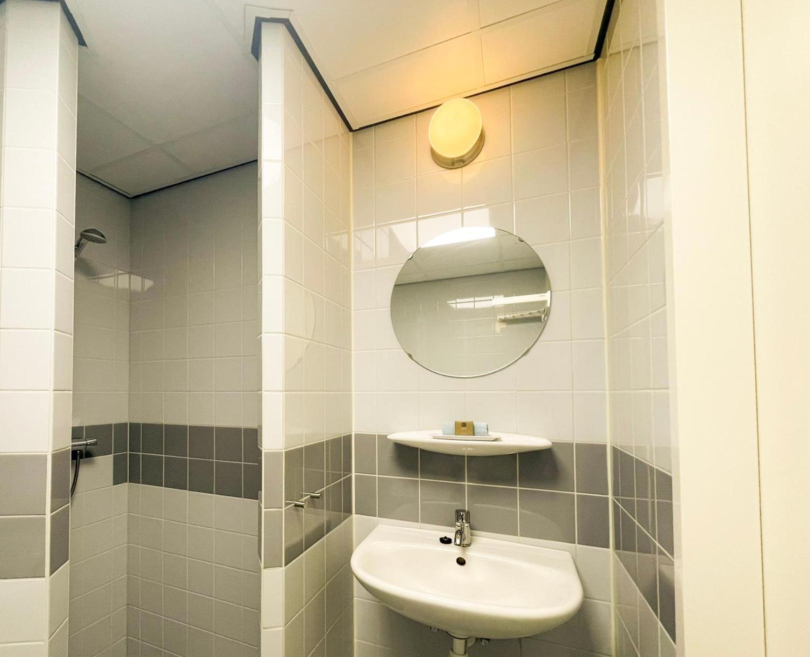 Donia Huys Hotel Vlieland Exterior photo